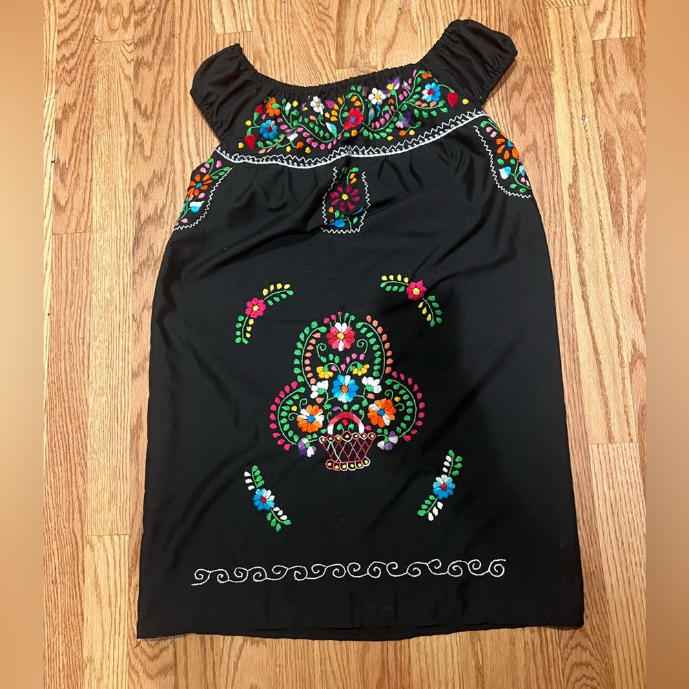 LA MORENITA EMBROIDERED WOMEN'S MEXICAN DRESS SIZE S